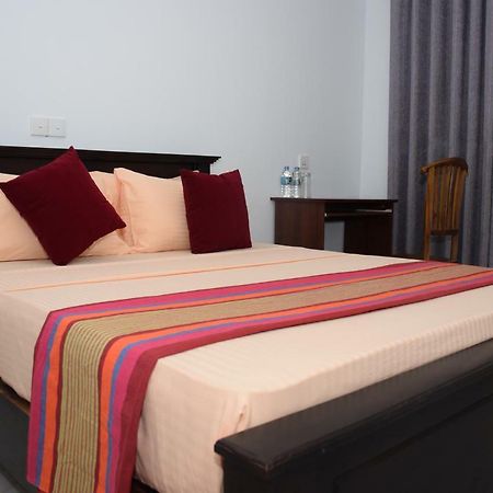 Gold Inn Dambulla Luaran gambar