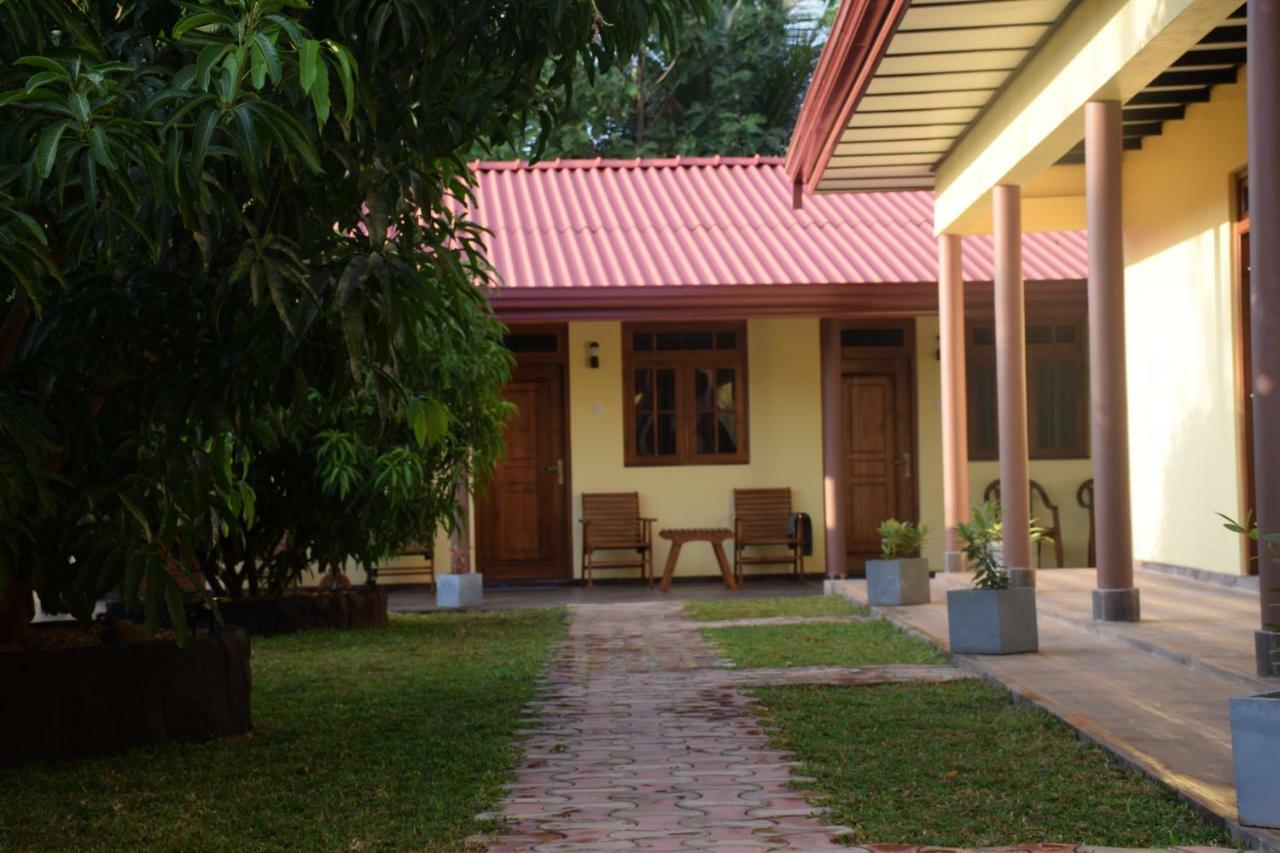 Gold Inn Dambulla Luaran gambar